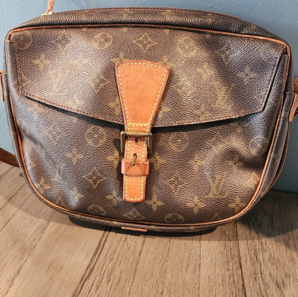Authentic Louis Vuitton Monogram Jeune Fille  Shoulder Cross Bag